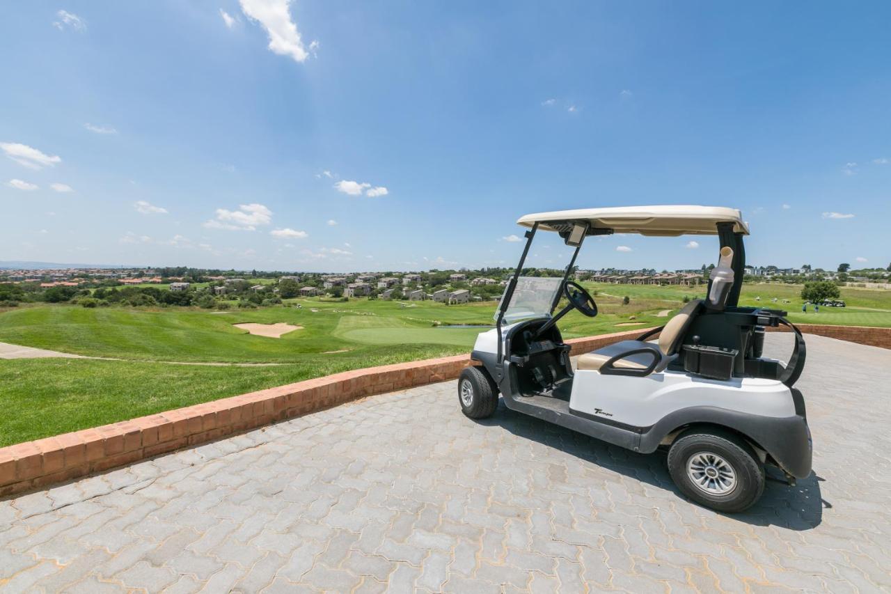 Modern Apartment In A Secure Golf Estate.Wifi Roodepoort Exterior foto